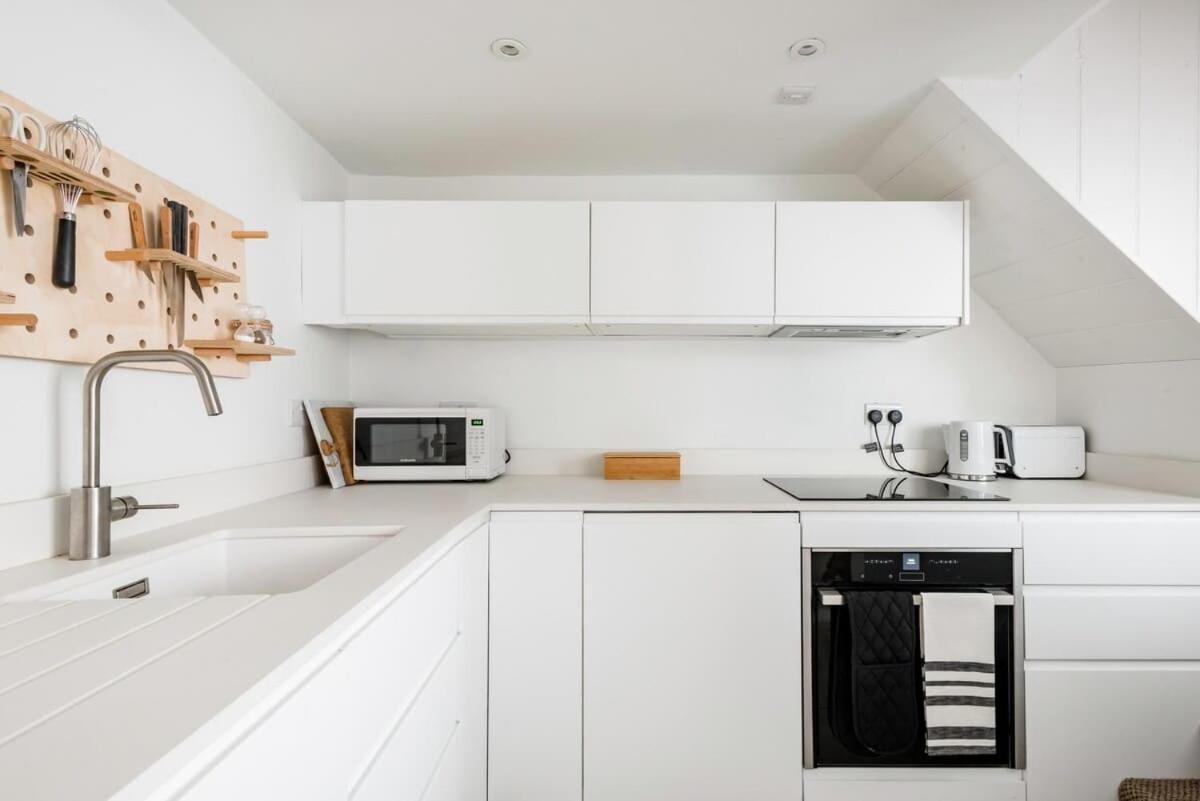 Central Georgian Townhouse With Free Parking Bath Exterior foto